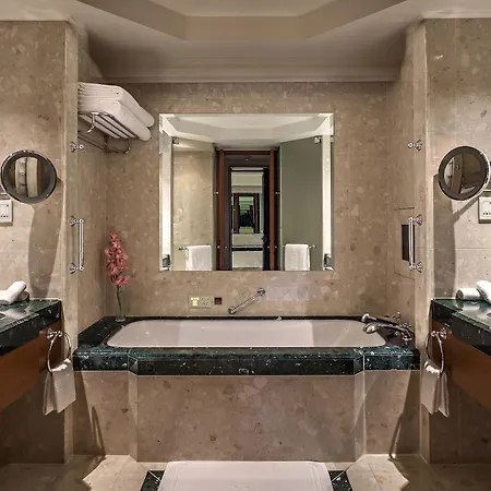 Hotel The Peninsula Bangkok Exterior foto Bathroom