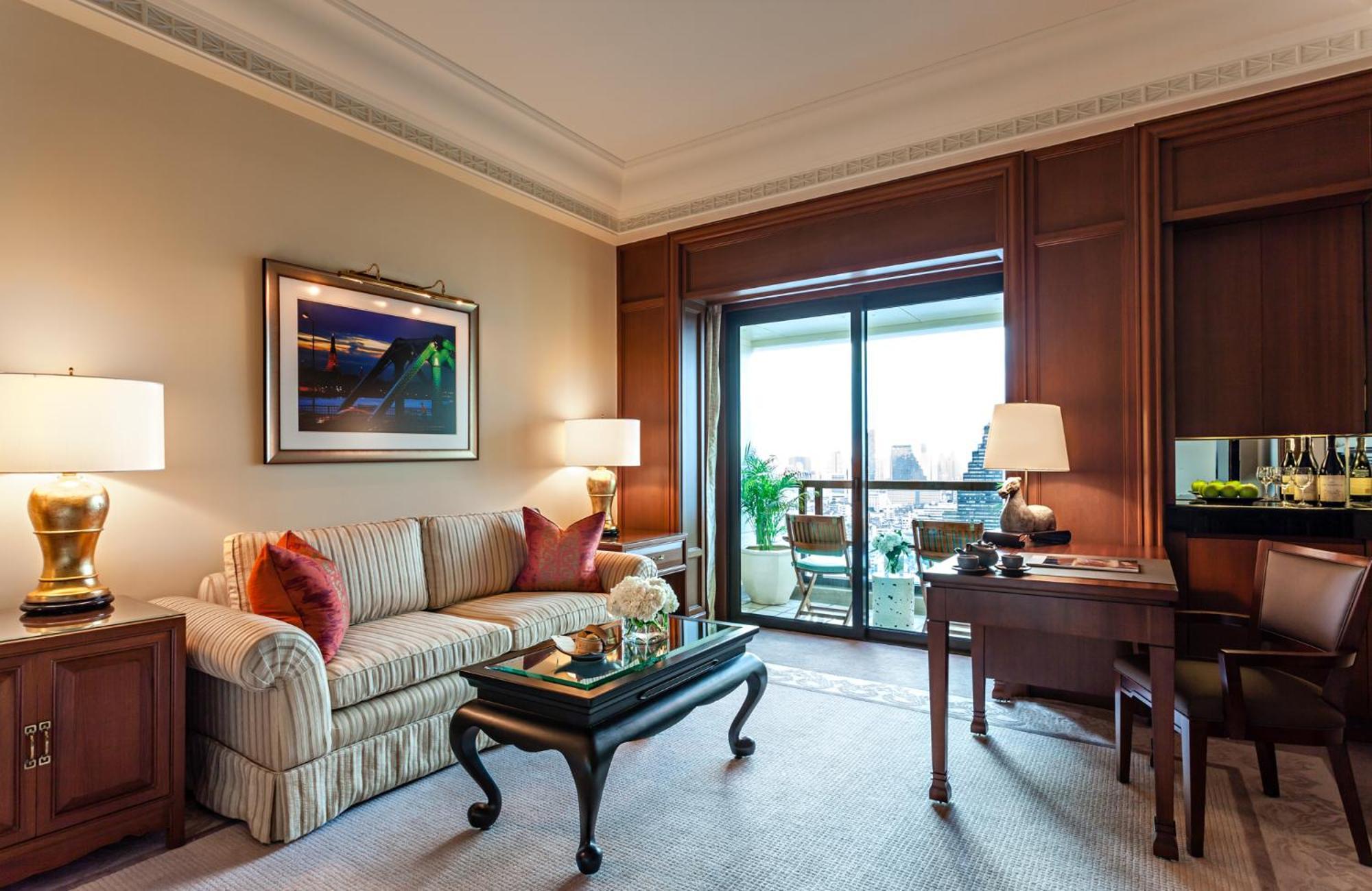 The Peninsula - Sha Extra